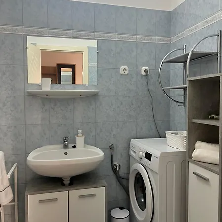 Nest * Hajdúszoboszló